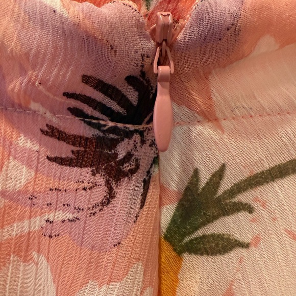 Leith‎ Floral Chiffon Skirt and Ruffle Crop Tank Top - Picture 3 of 11